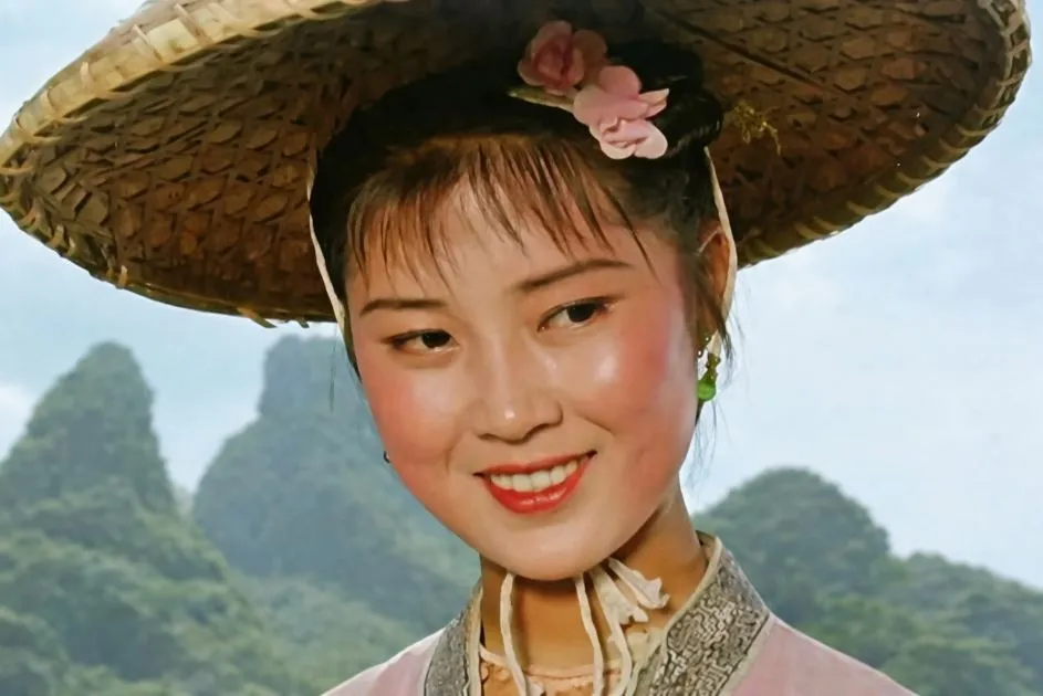 山歌好比春江水