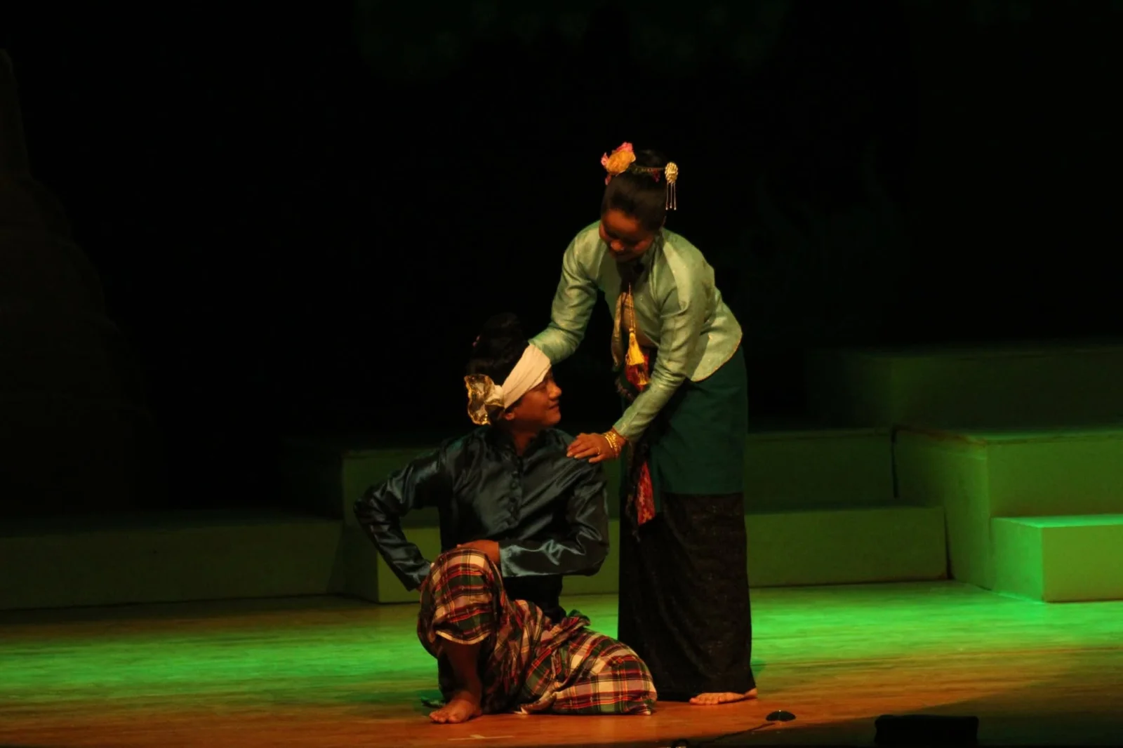 Tai Khamti Play Ahimsaka