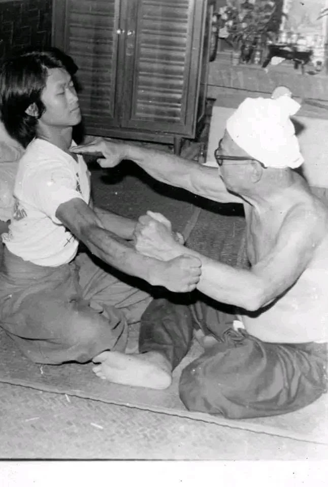 Rare Photographs of Shan Martial Arts Master Sayagyi U Maung Lay