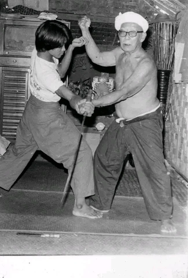 Rare Photographs of Shan Martial Arts Master Sayagyi U Maung Lay